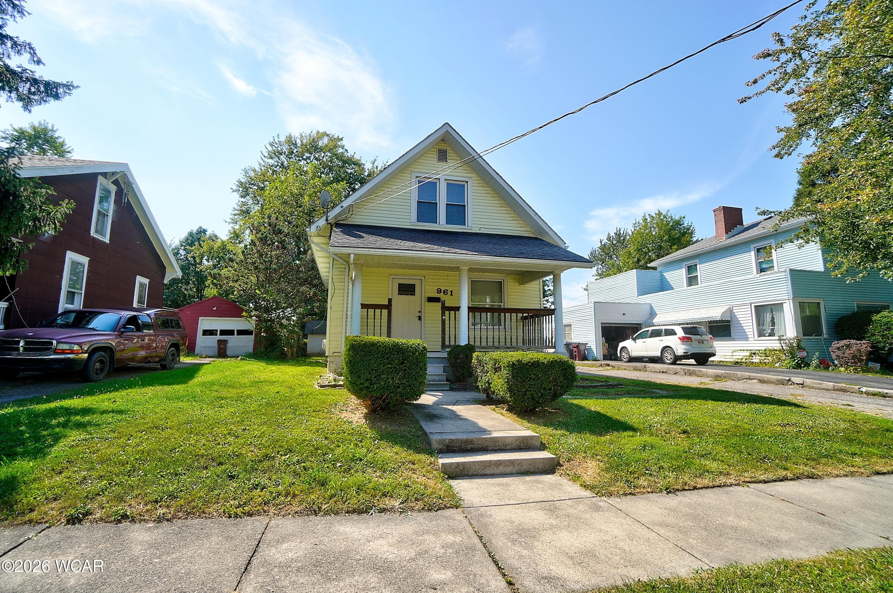 961 West photo 4