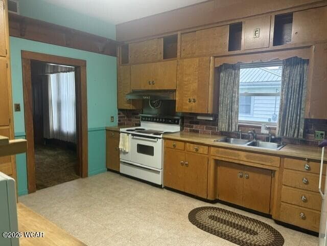 223 Douglas photo 2