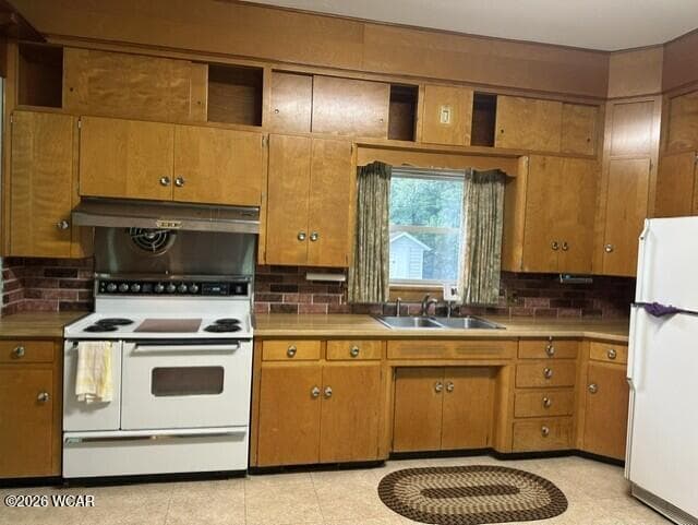 223 Douglas photo 3