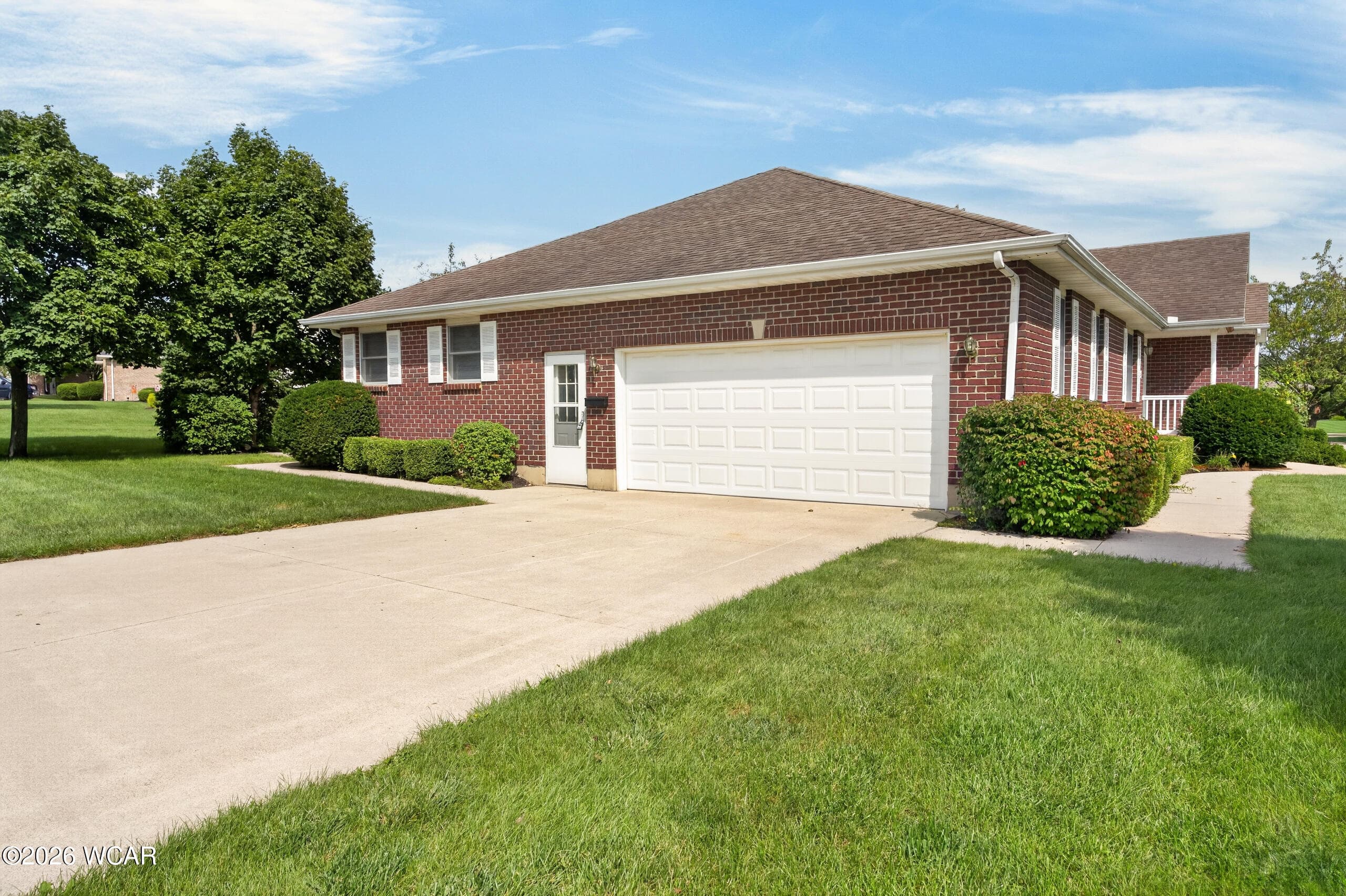 2444 Savanna photo 5