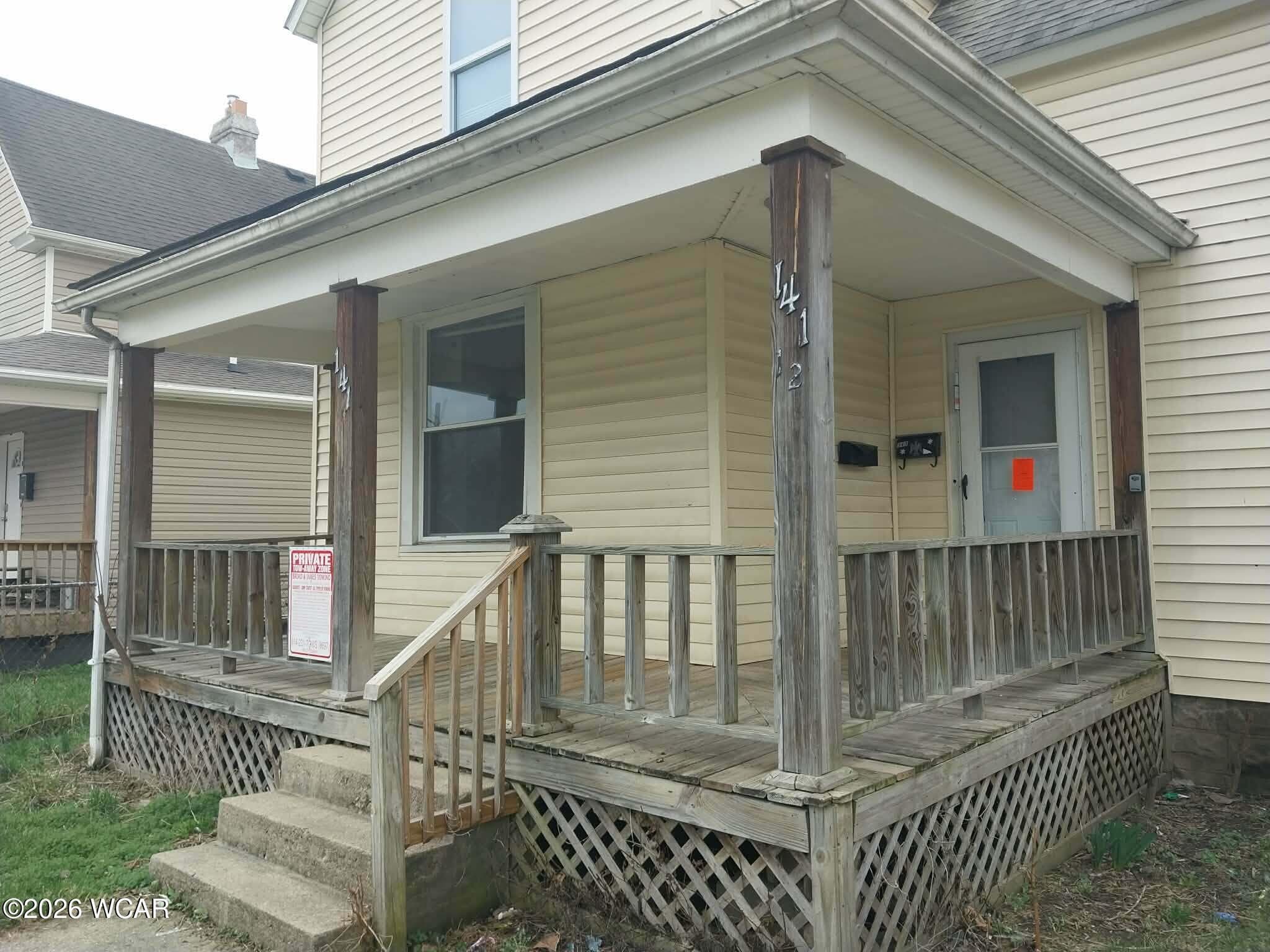 141 Whitethorne photo 2
