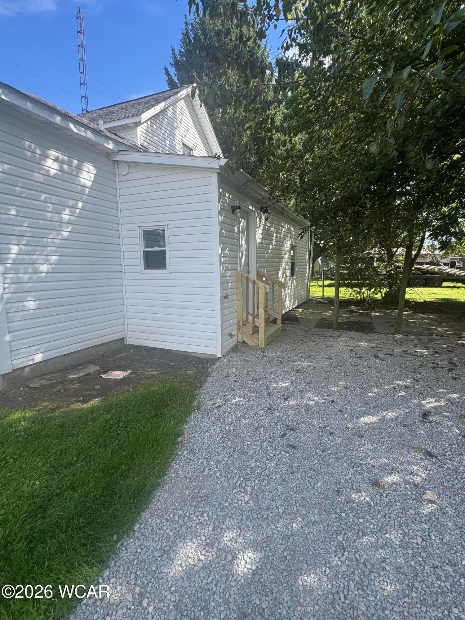 602 Decatur photo 5