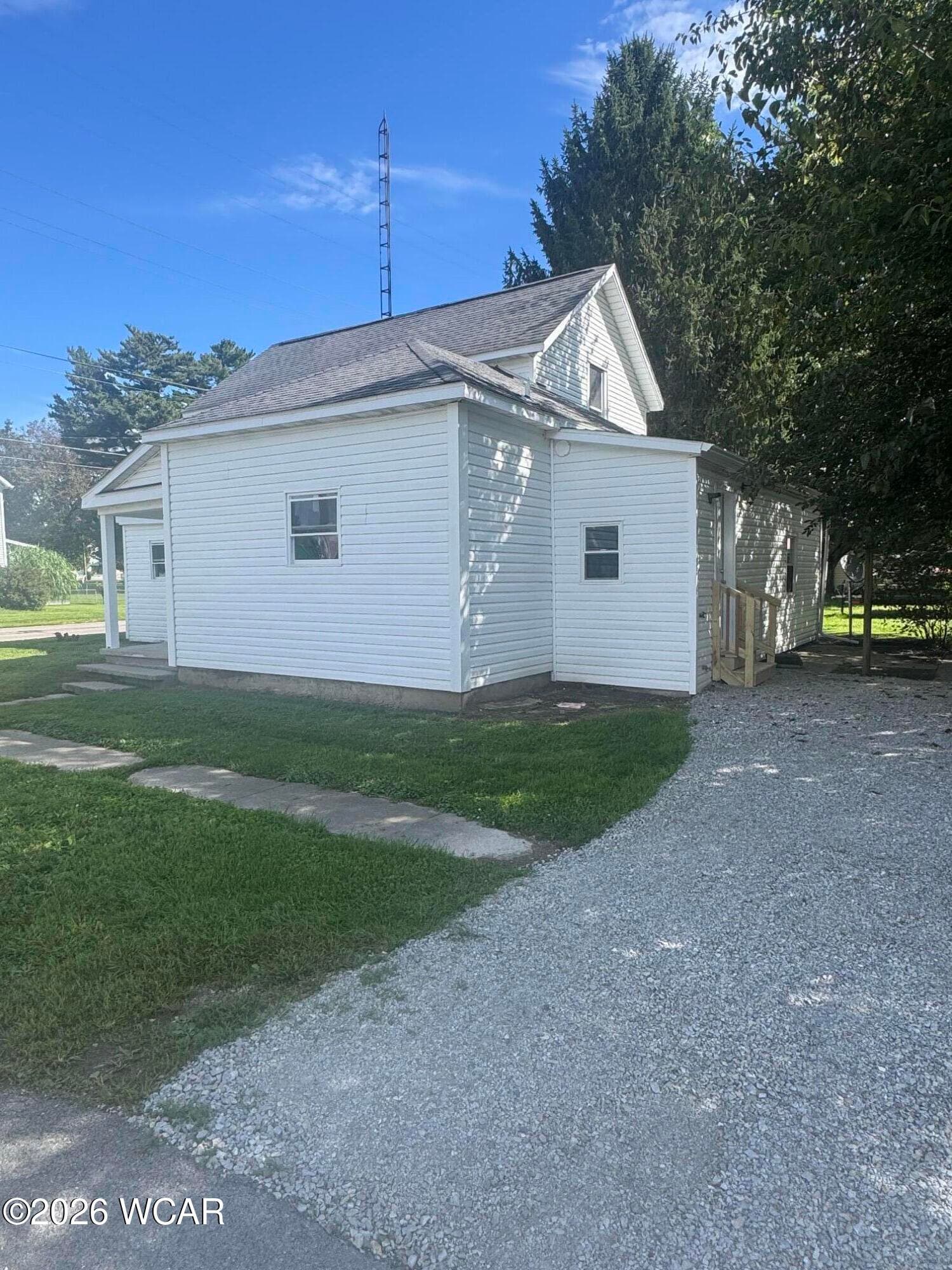 602 Decatur photo 4