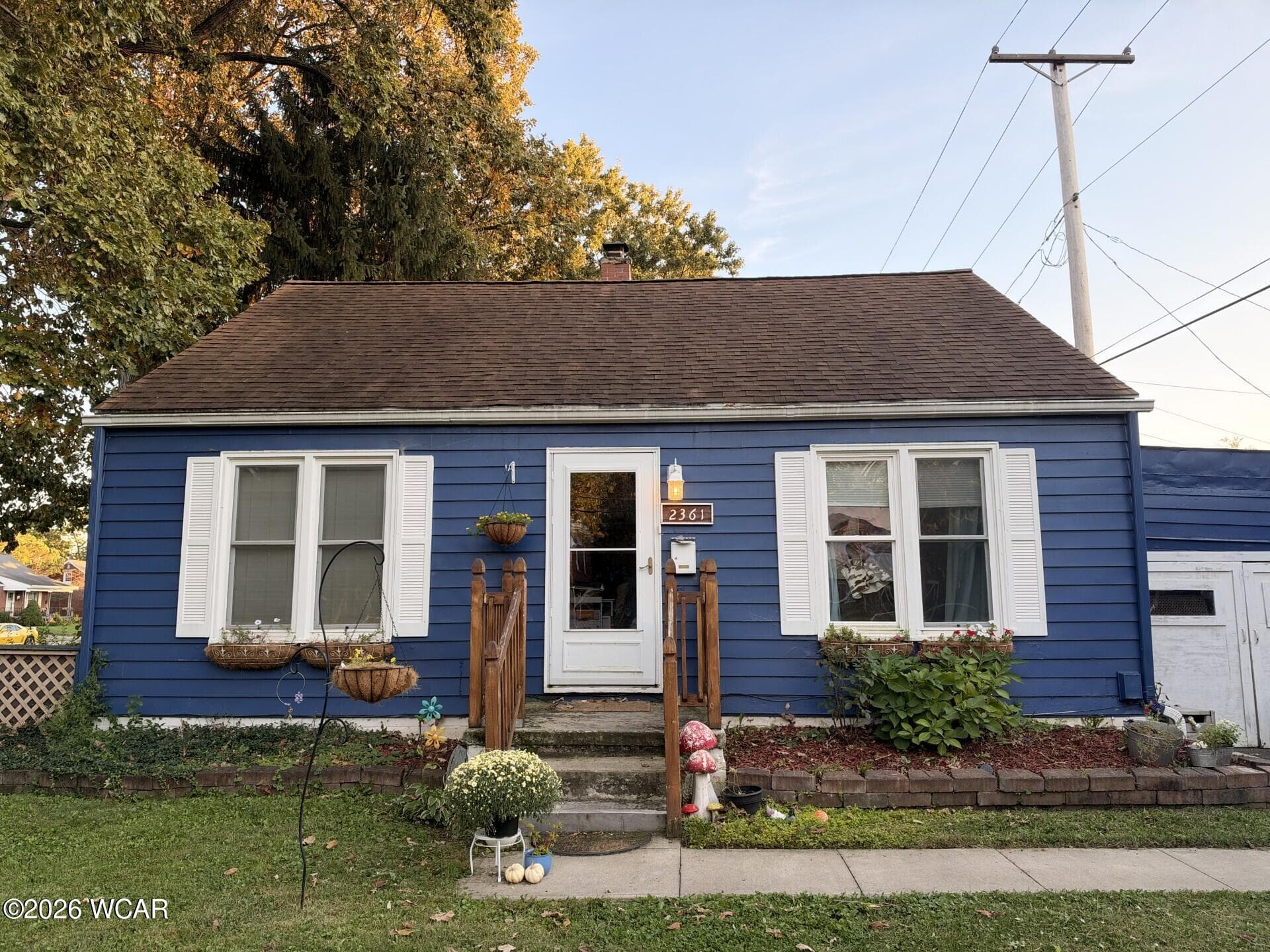 2361 Lakewood