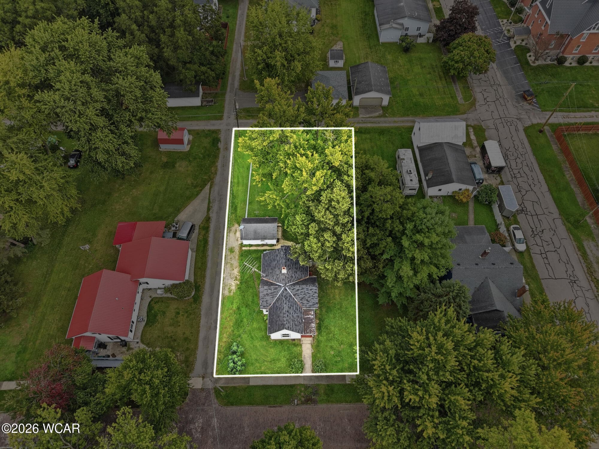 111 Maple photo 2