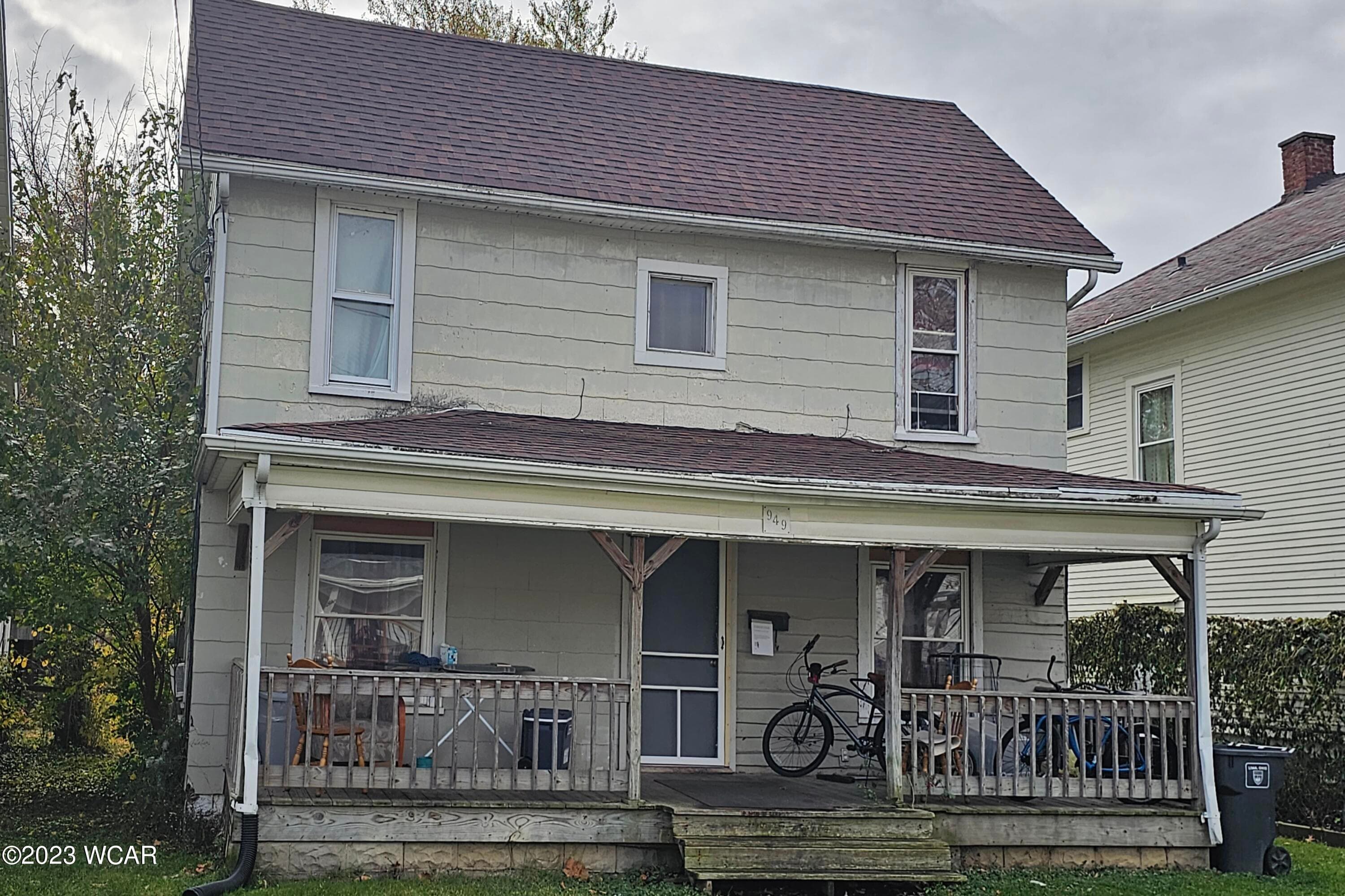 949 Leland