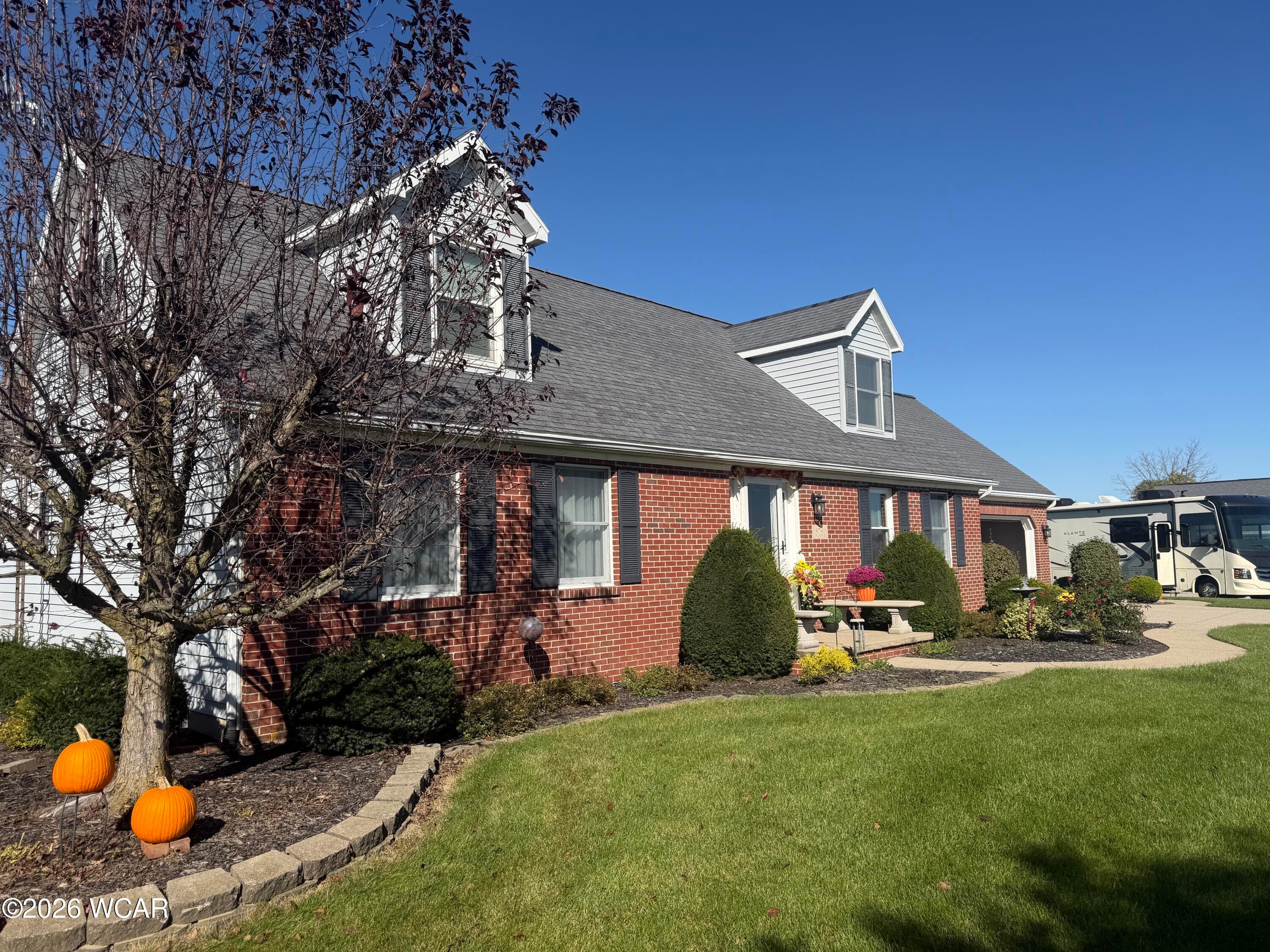 8781 Monmouth photo 2
