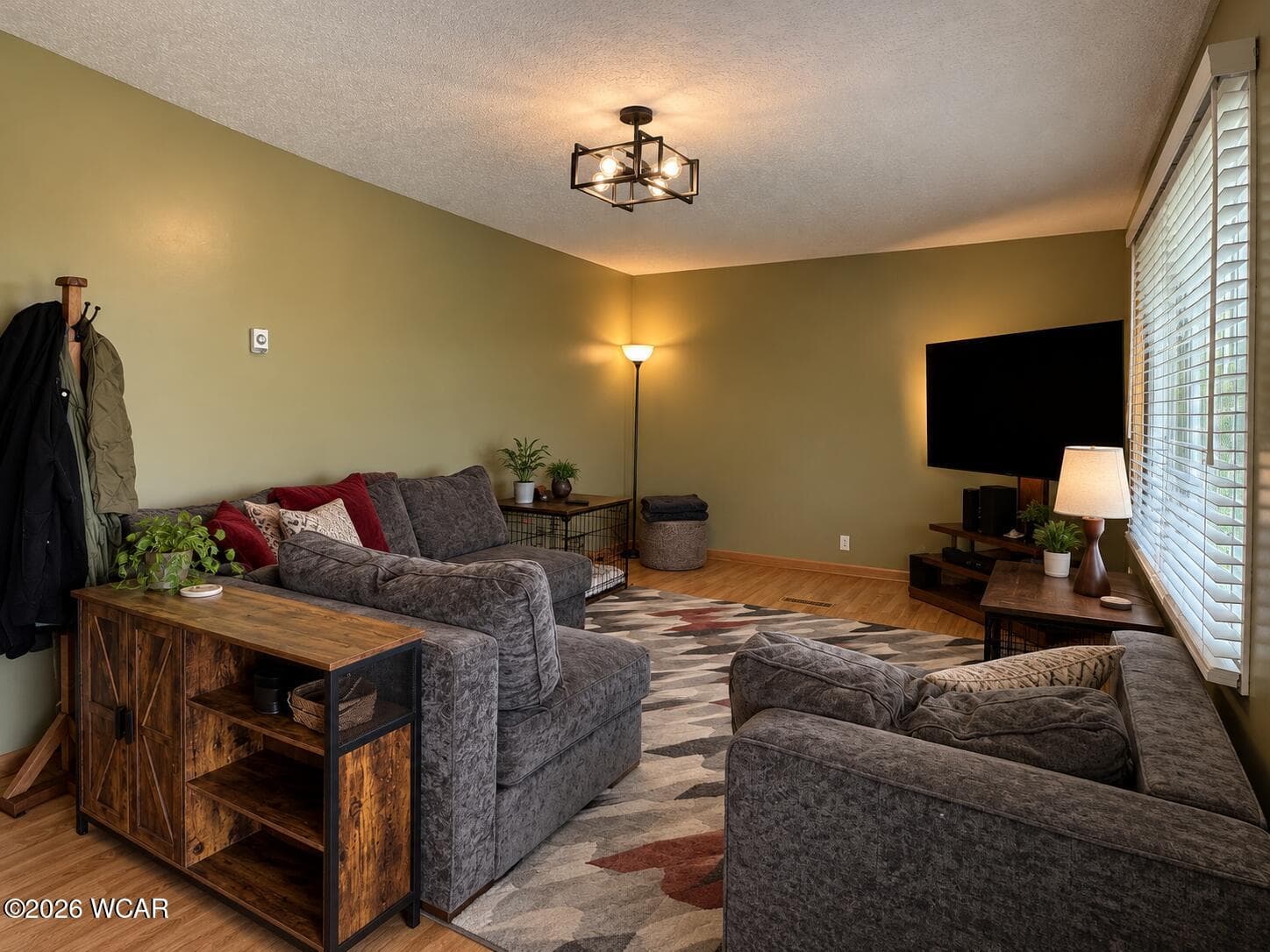 11327 Township Highway 102 photo 4