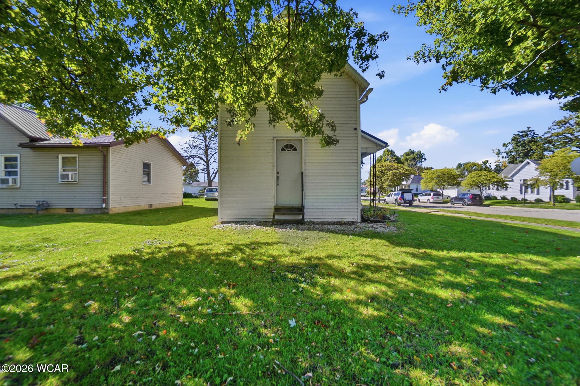 601 Main photo 5