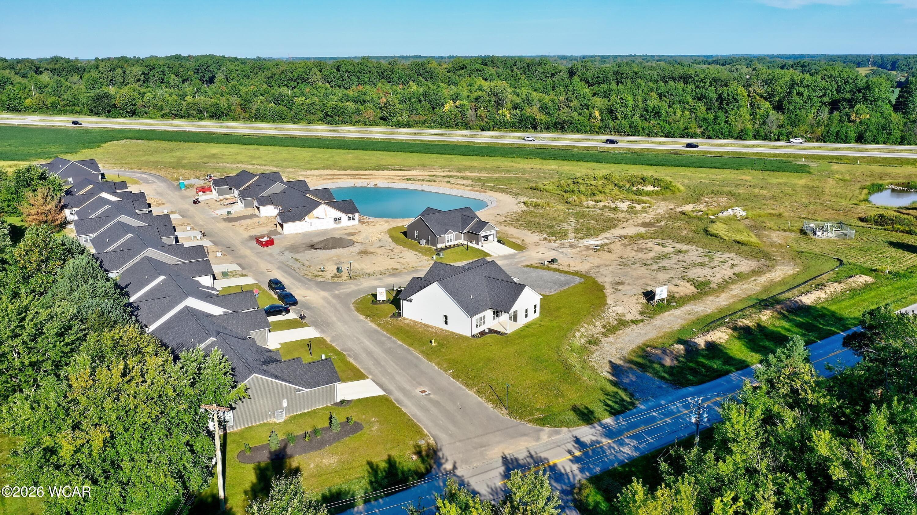 2844 Autumn Lake photo 2