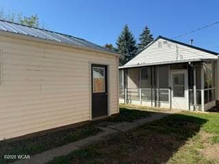 218 Middle photo 5