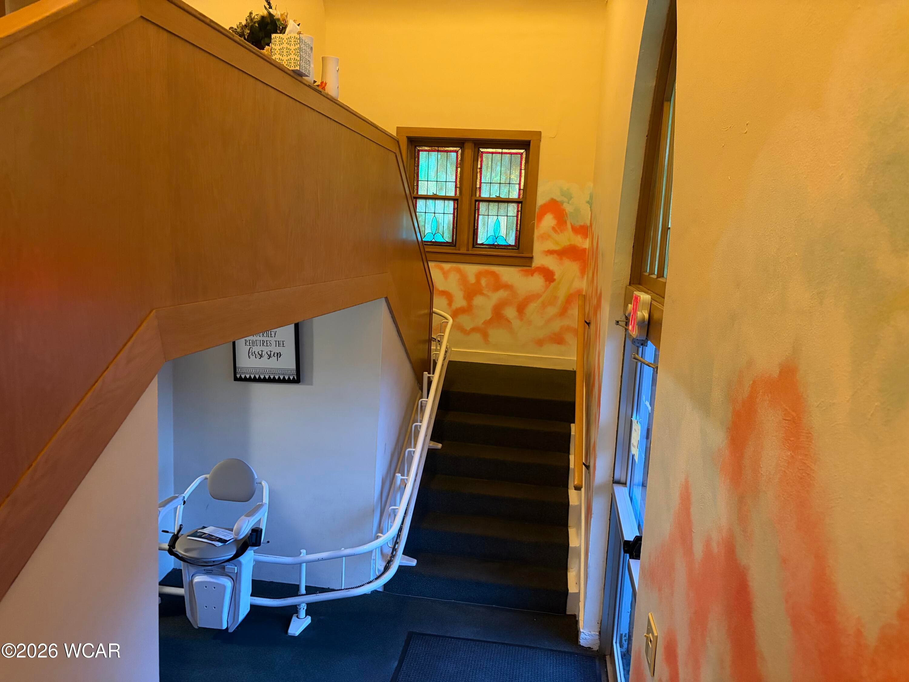 708 Eureka photo 2