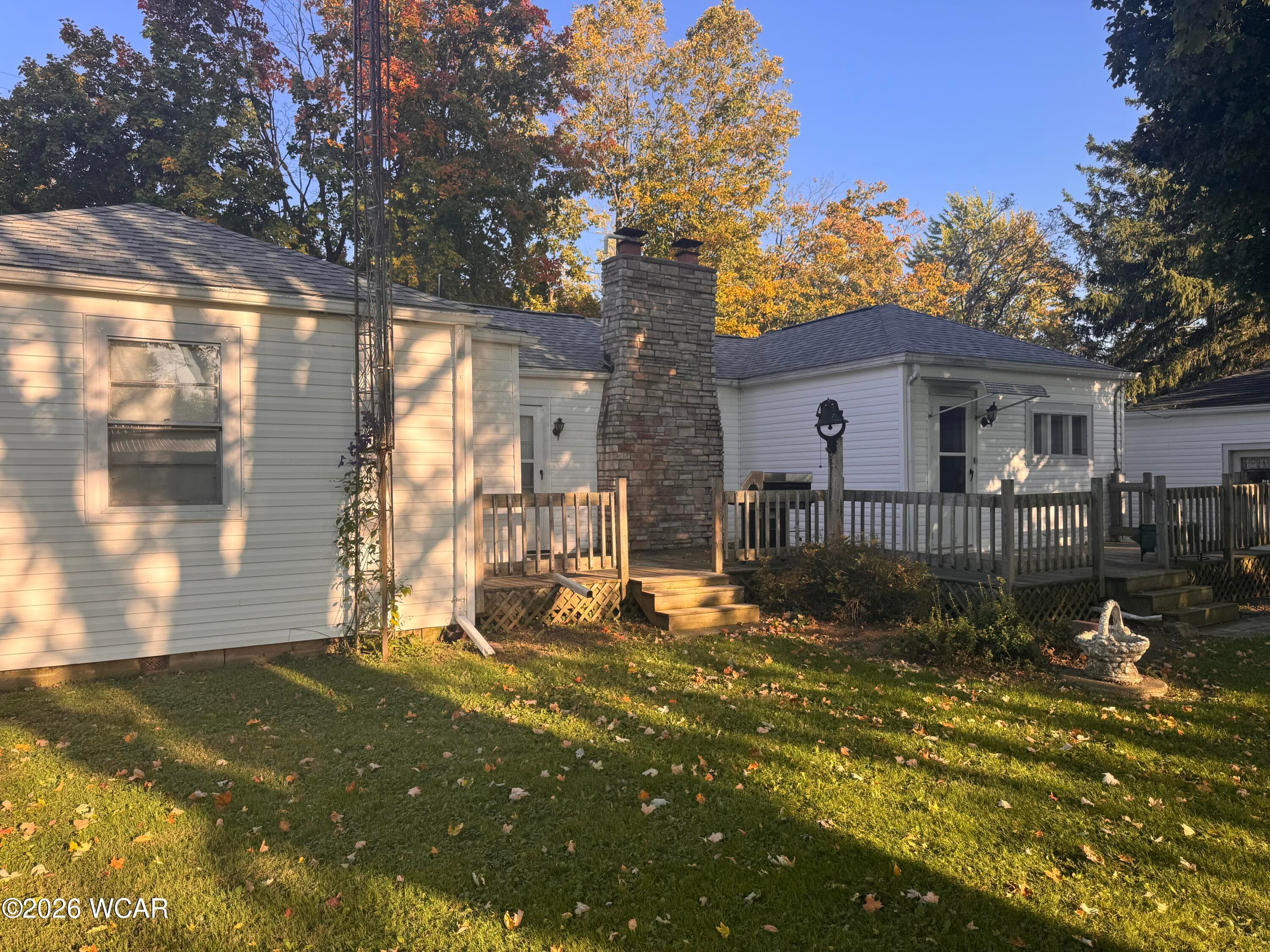 410 Walnut photo 3