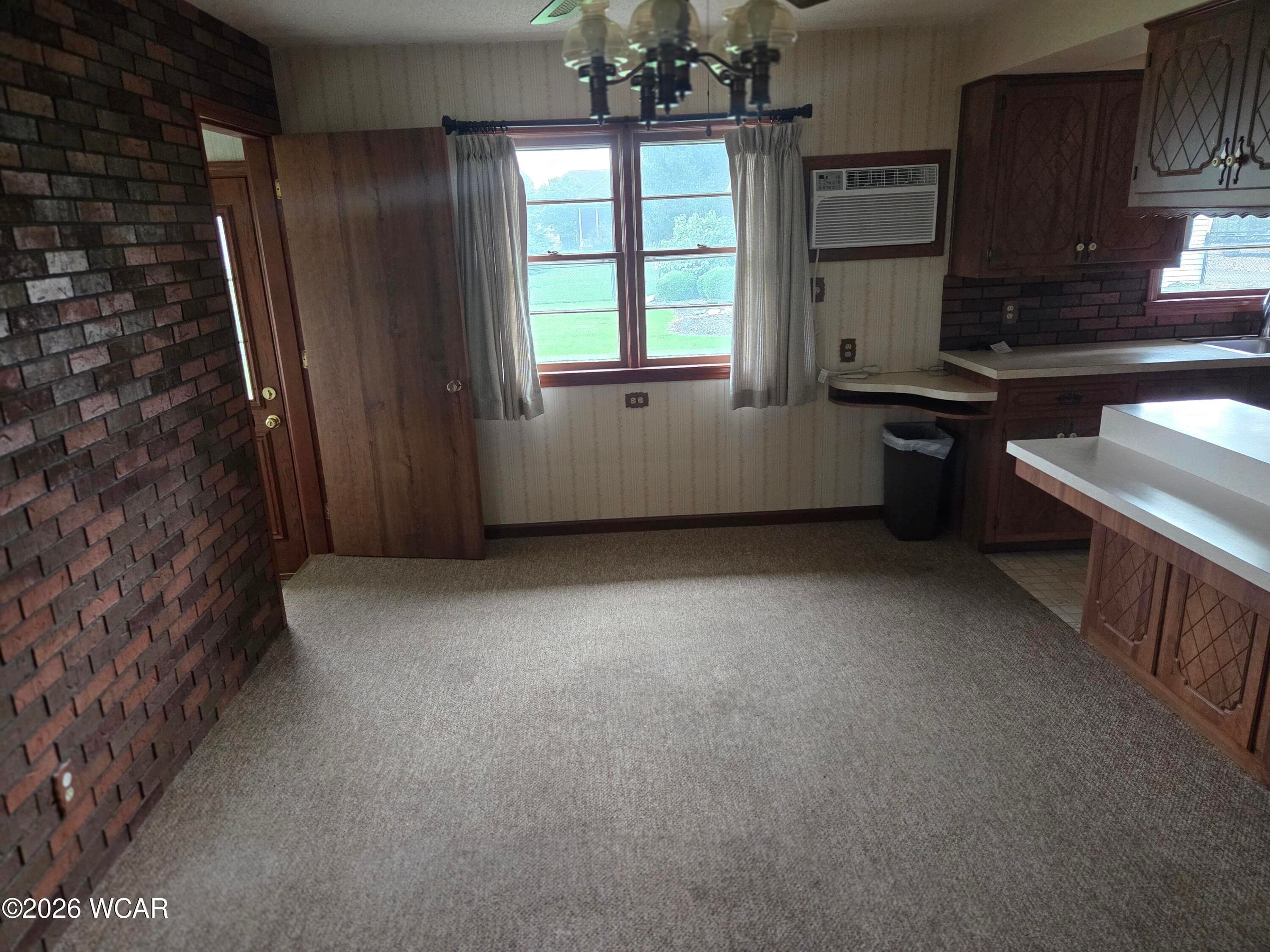 1630 Jennings photo 3