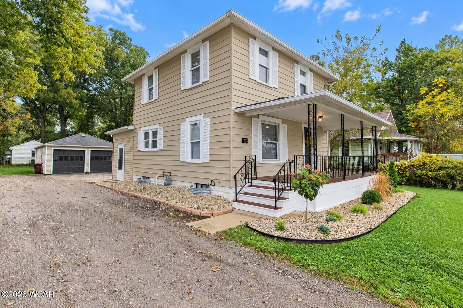 1205 Feeman photo 3