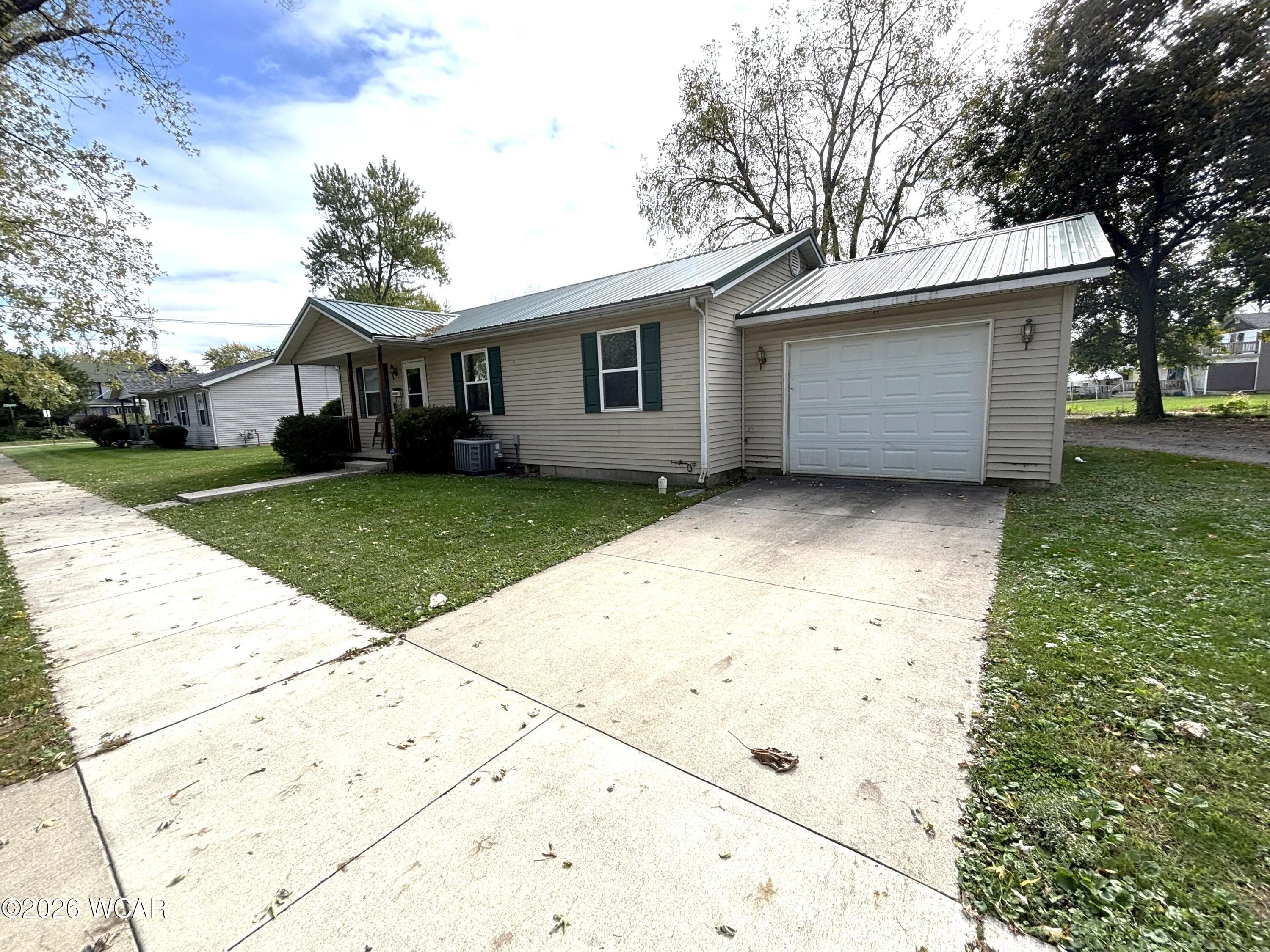 604 Fairview photo 2
