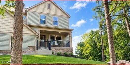 1800 Whispering Pines