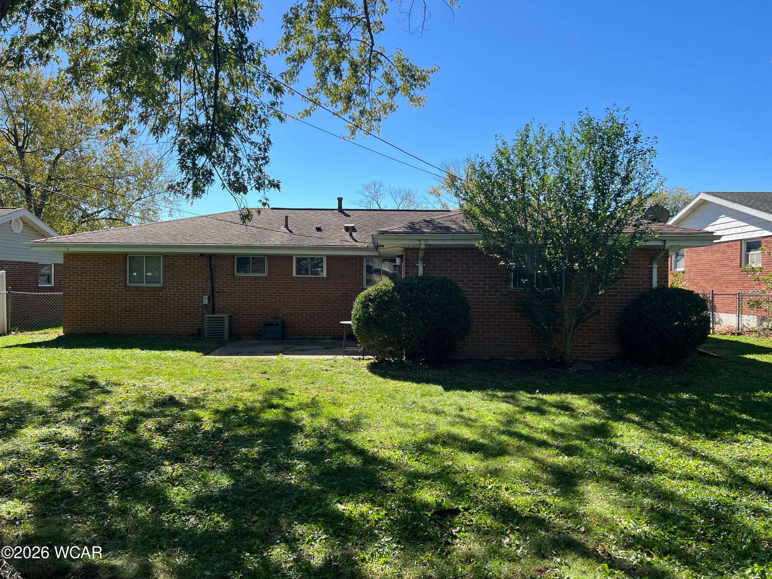 1810 Latham photo 4