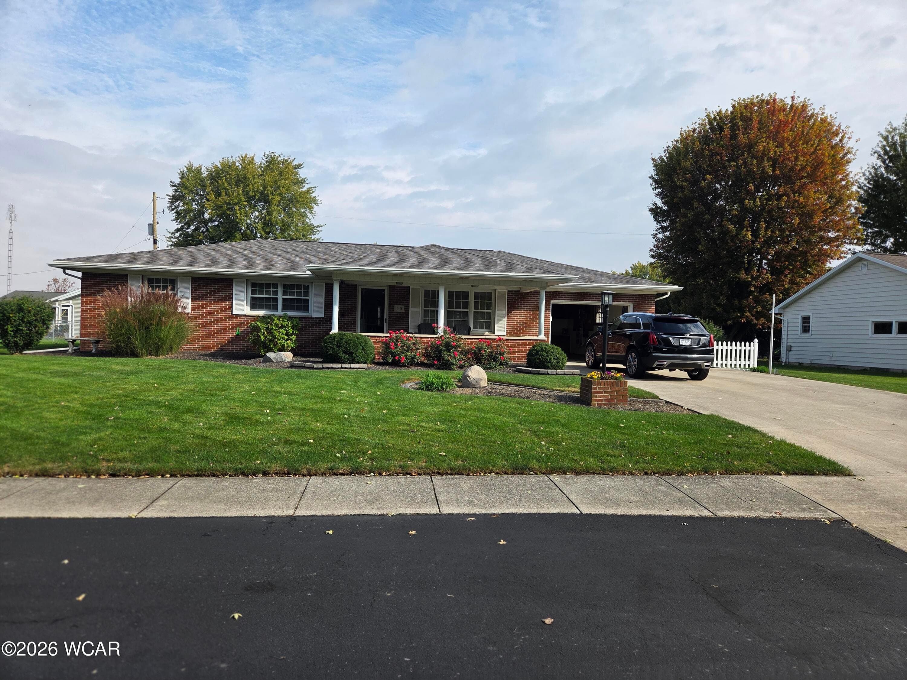 60 Saint Joseph