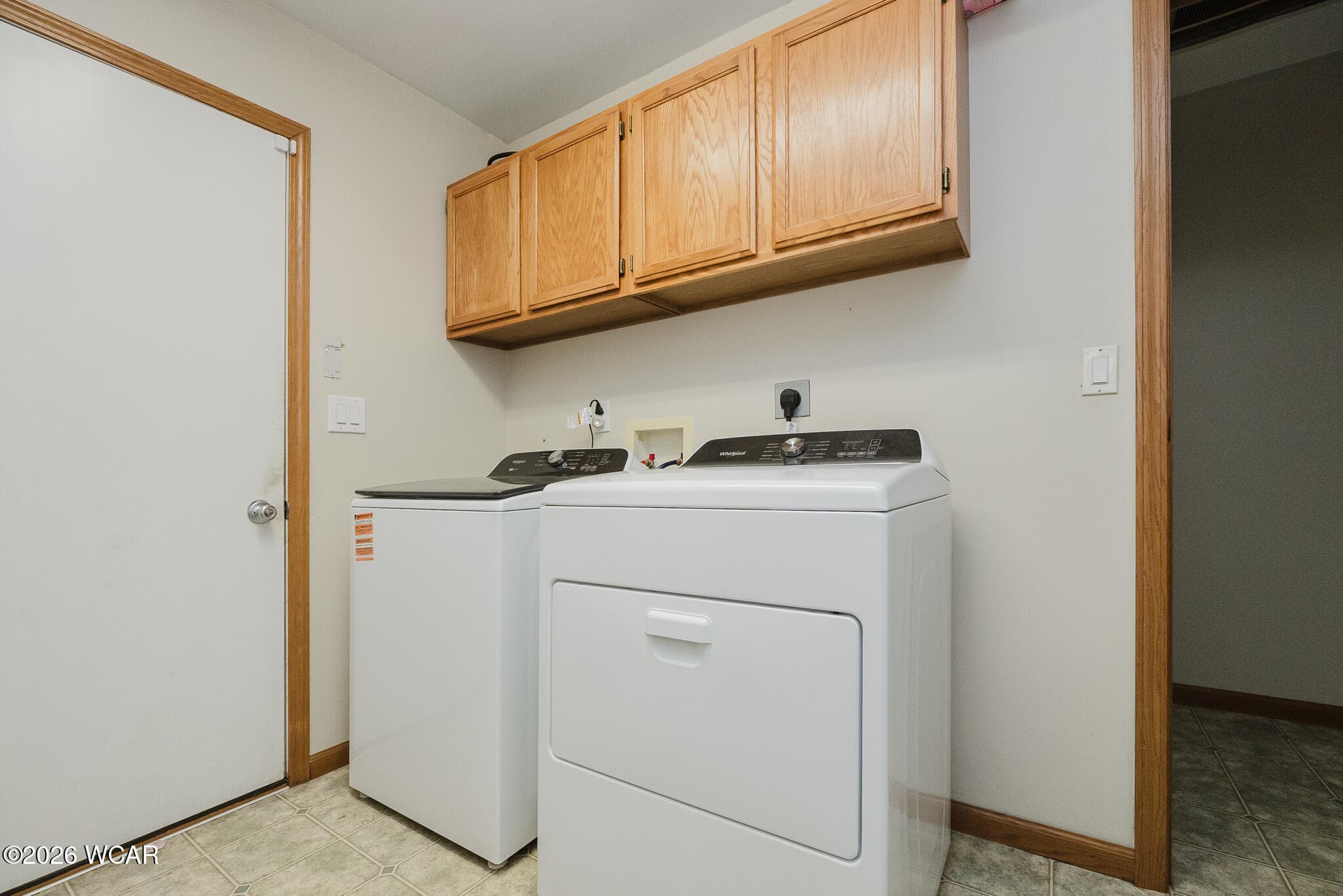 504 East photo 4