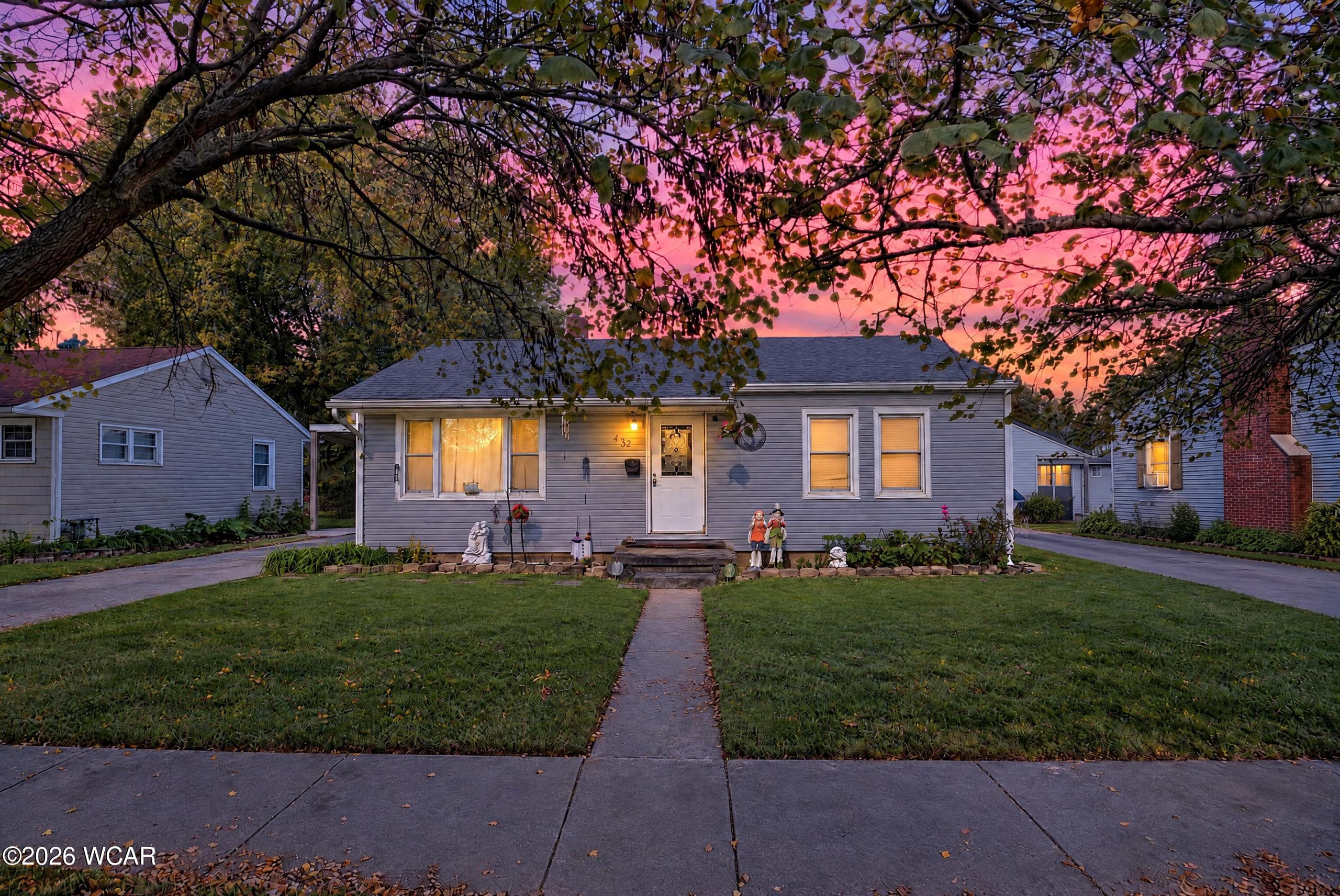 432 Woodward photo 4