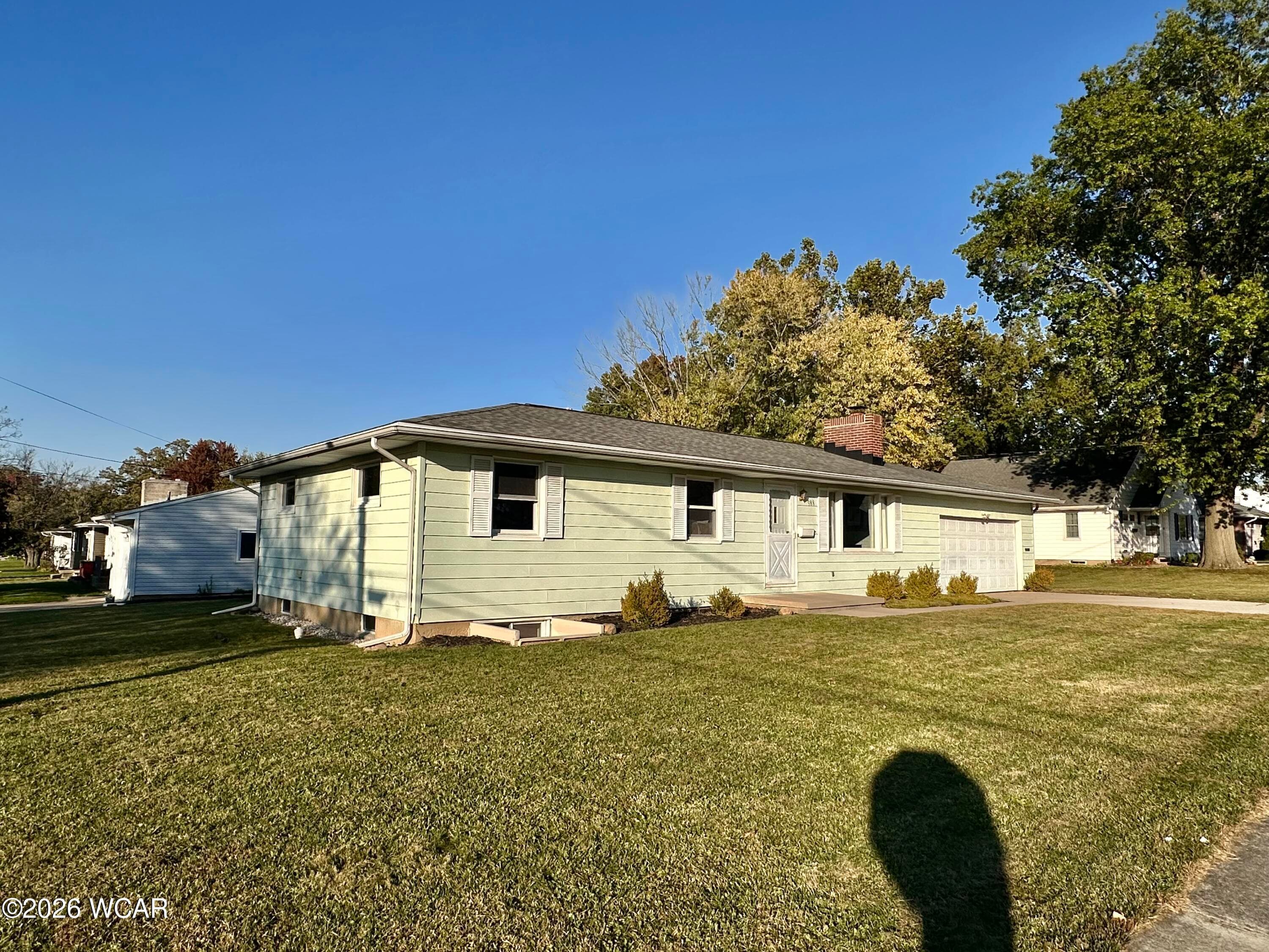 988 Tremont