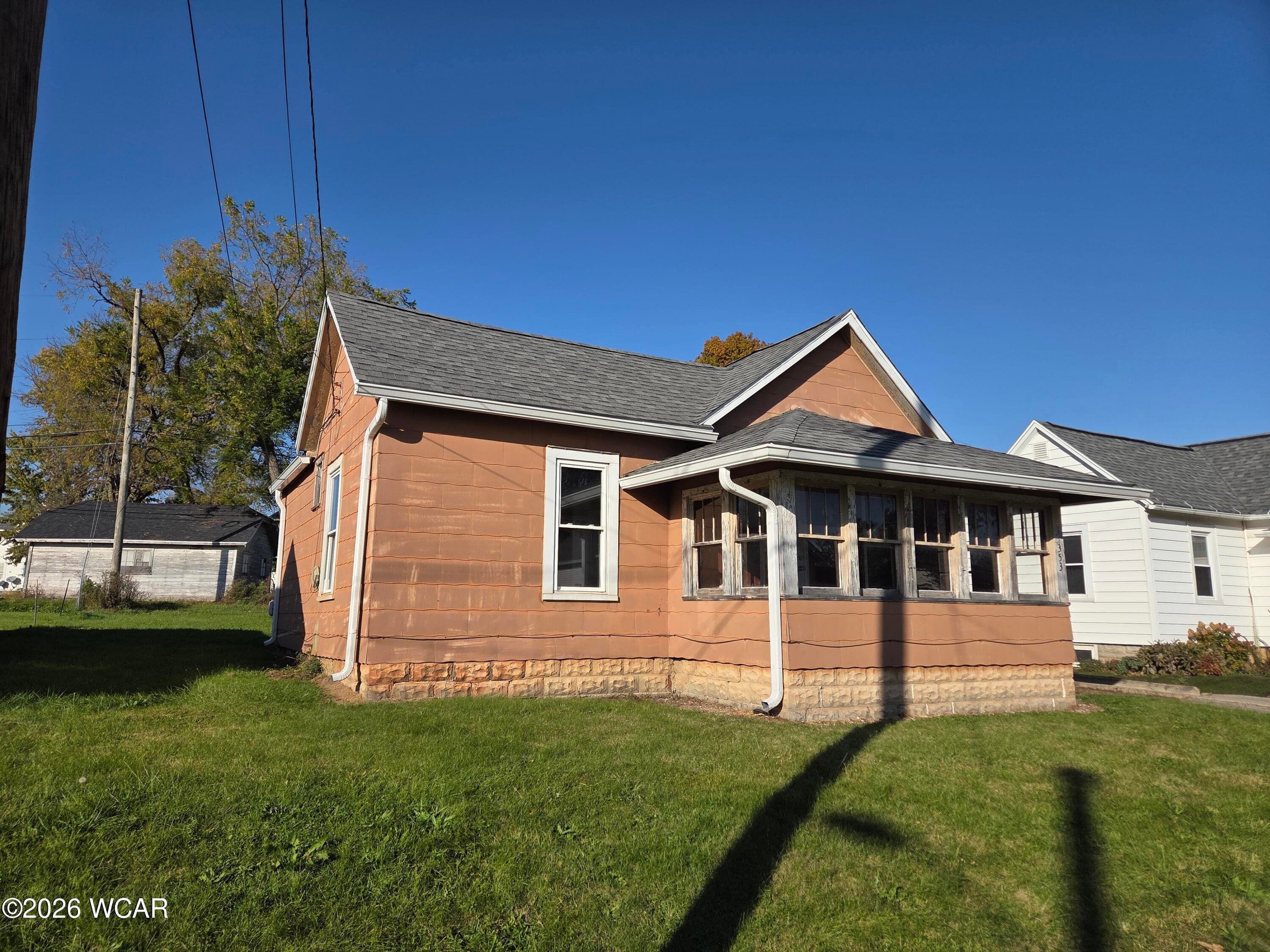 353 Crawford