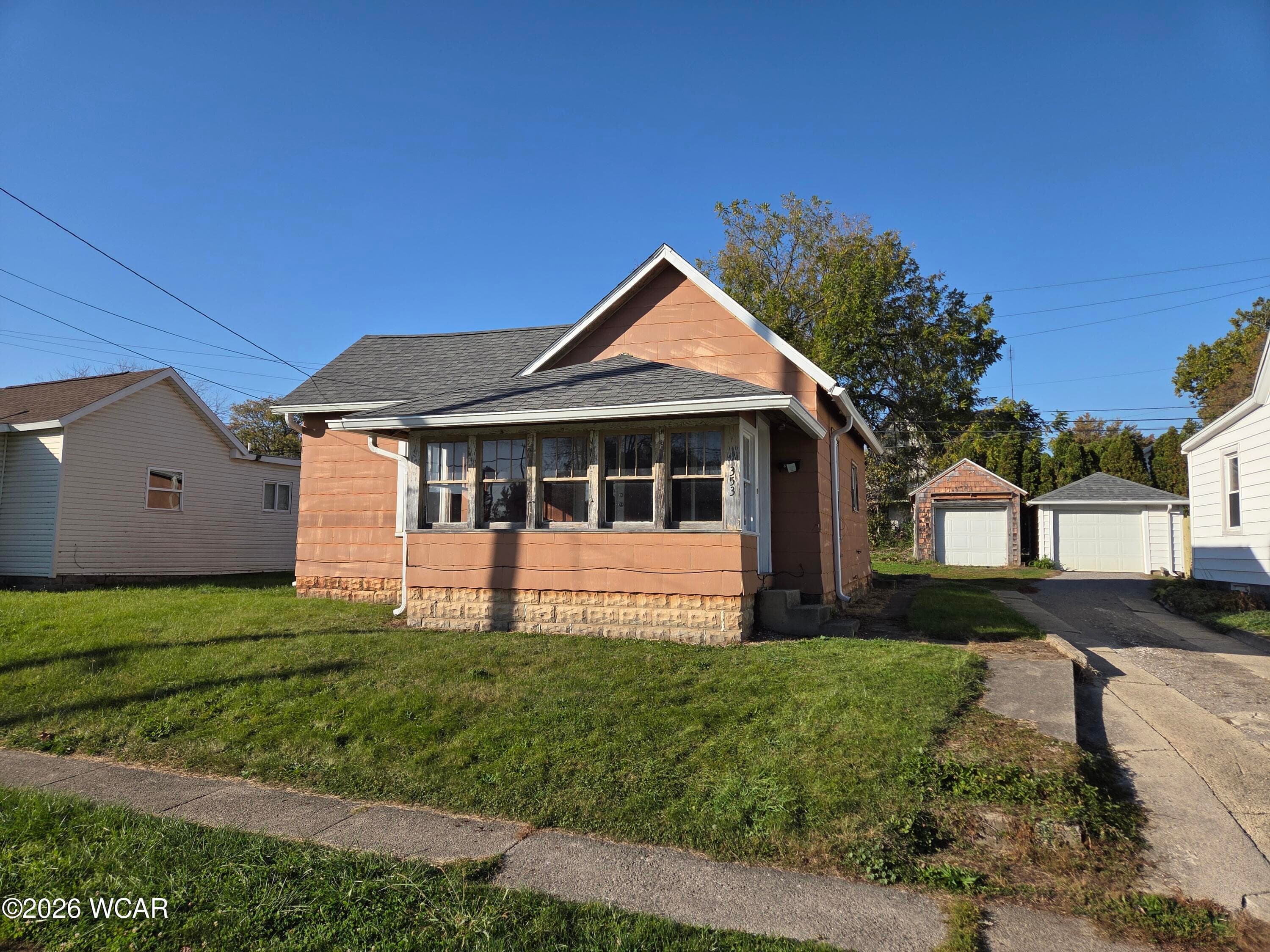353 Crawford photo 3