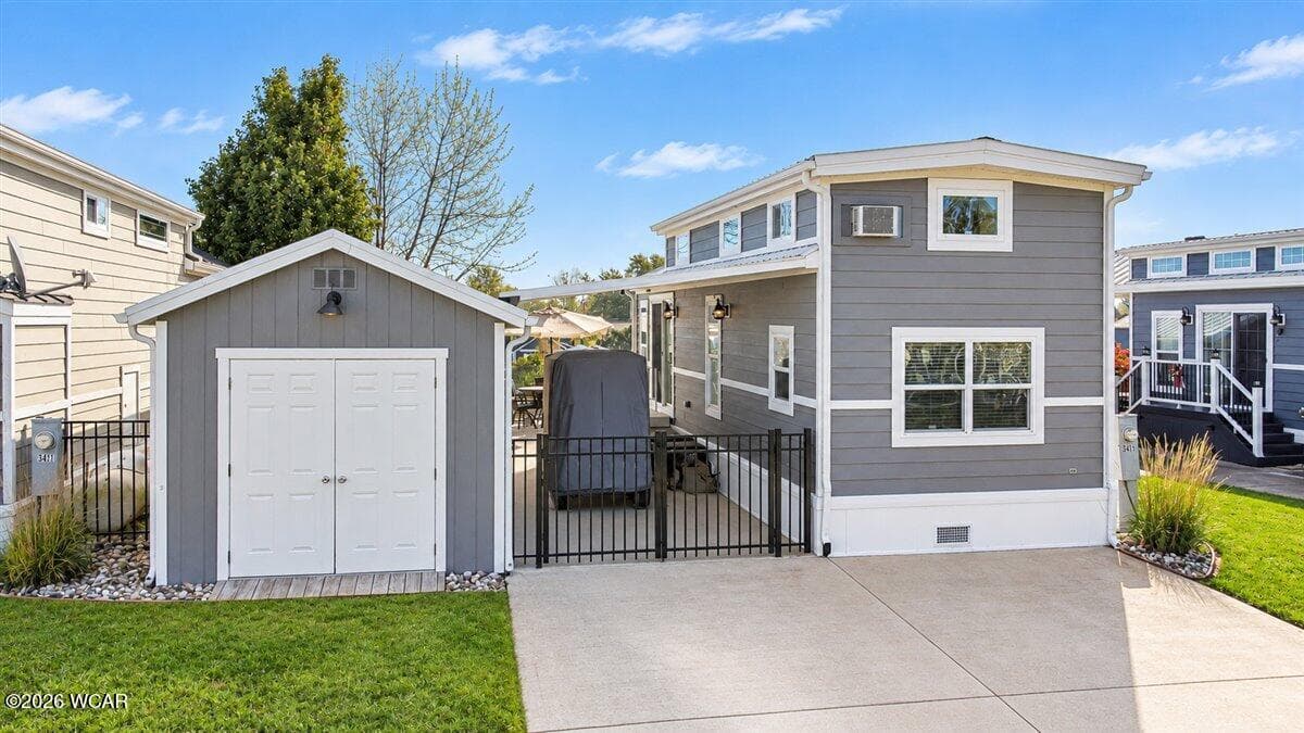 11475 Township 293 photo 3